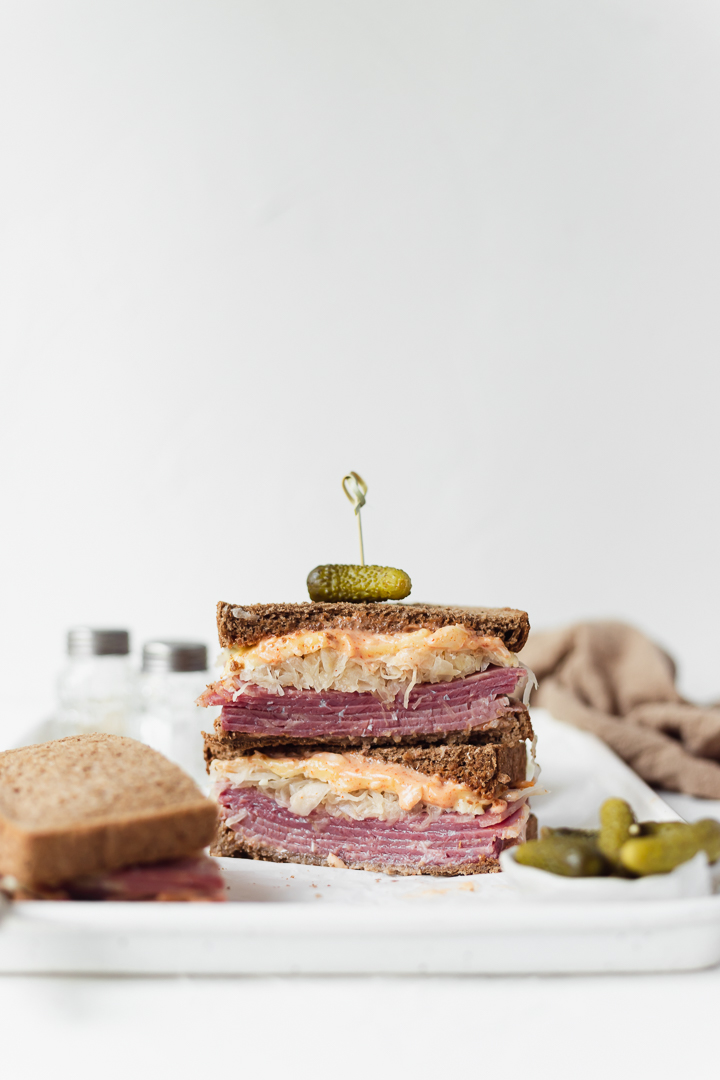 Reuben Sandwich - Eatnik