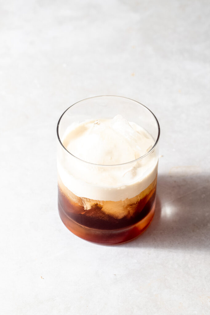 A White Russian cocktail