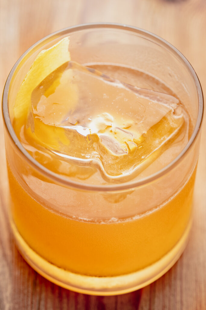 Close up of the gold rush cocktail